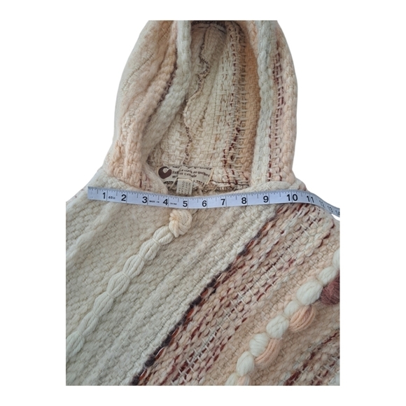 martine gruber vintage 100 pure virgin wool Hand woven poncho with hood fringes - Picture 15 of 16